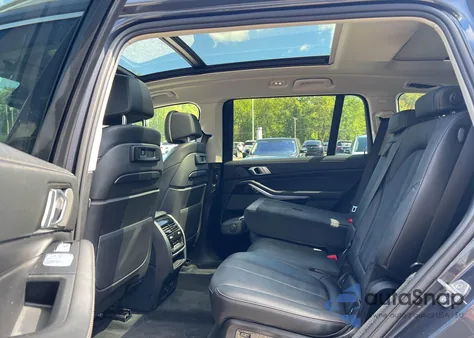 2020 BMW X7 xDrive40I z USA, uszkodzony, nr VIN 5UXCW2C07L9A00016